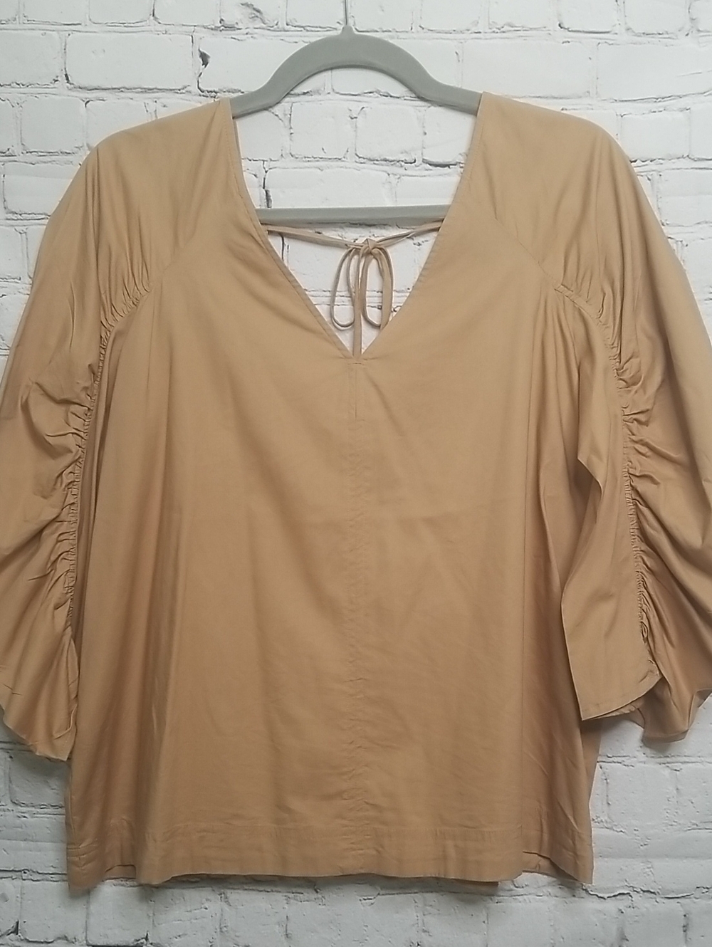 LOFT womens top size Small Vee Neck front/back w/back tie closure EUC